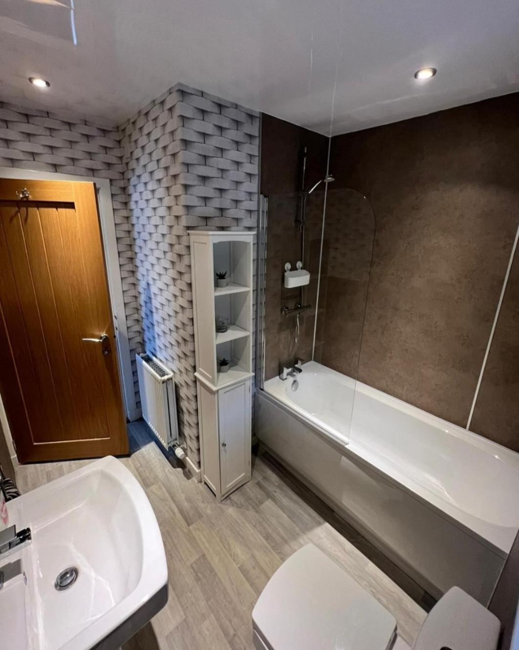 5 Riverside Place Thurso. 2 Bed, 2 Bathrooms. Eksteriør bilde
